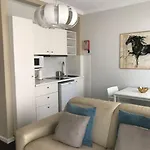 Διαμέρισμα New Cosy & Charming In Campolide - 3a