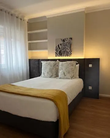 Apartment New Cosy & Charming In Campolide - 3a