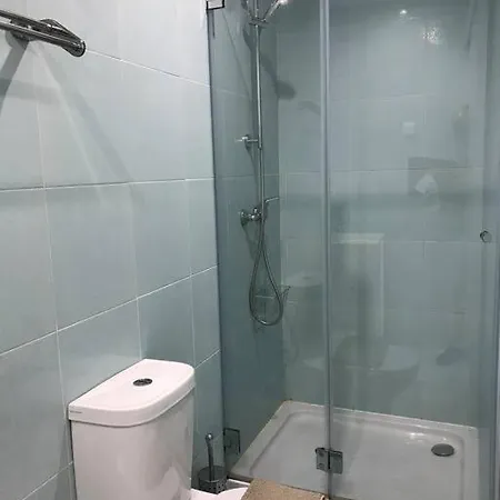 New Cosy & Charming In Campolide - 3a Lisboa